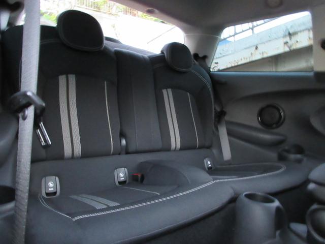 ＭＩＮＩ クーパーＳ　アドバンレーシング１７インチＡＷ　テインショック　ＺＯＯＭサス　ＭＳＫフロントスポイラー　ＥＴＣ　スペアキー（21枚目）