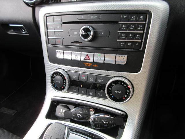 SLC SLC180 スポーツ 整備記録 純正ナビ バックカメラ TV 18インチアルミ 黒革シートヒーター ETC スペアキー(34枚目)