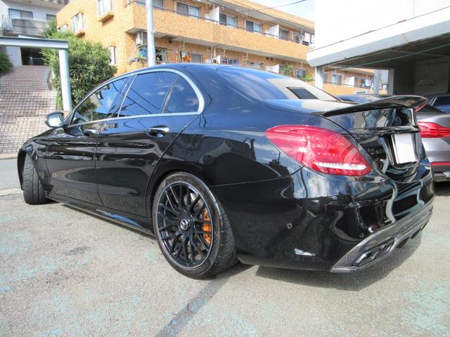 Cクラス C63 S パナメリカーナグリル ブルメスター 純正ナビ バックカメラ ヘッドアップディスプレイ カーボンパーツ 黒革シートヒーター ETC ドラレコ(5枚目)