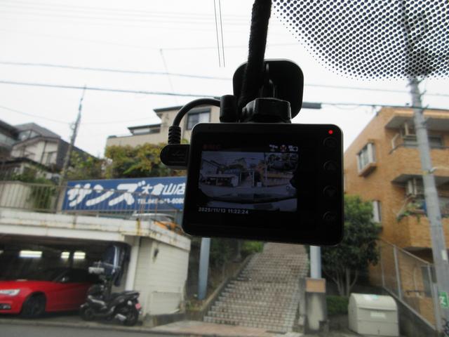 D3 ビターボ ツーリング 整備記録8枚 アルピナグリーン 2016モデル サンルーフ 白革前後シートヒーター ハーマンカードン ACC LEDライト ナビ バックカメラ 電動バックドア ETC 前後ドラレコ(61枚目)