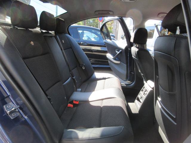 D3 ビターボ リムジン 左ハンドル 6MT コンフォートアクセス オートライト 純正18インチアルミ(39枚目)