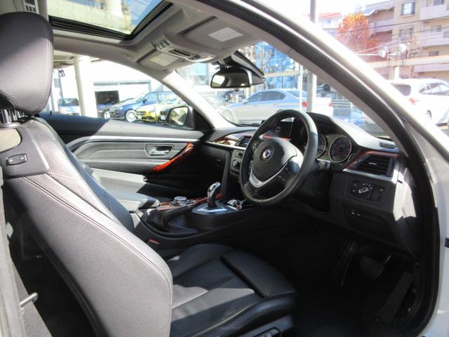 Ｄ４ ビターボ　クーペ　整備記録　黒革シートヒーター　サンルーフ　純正ナビ　バックカメラ　ＥＴＣ　前後ドラレコ（24枚目）