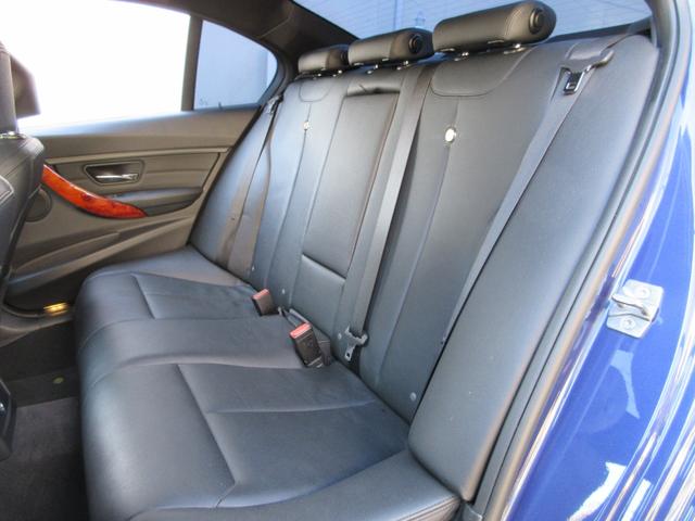 Ｂ３ ビターボ　リムジン　整備記録　サンルーフ　黒革シートヒーター　純正ナビ　バックカメラ　ソナー　２０インチＡＷ　クルコン　前後ドラレコ　スペアキー　ＥＴＣ（32枚目）