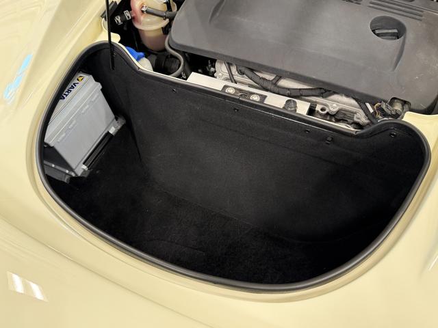 エリーゼ Ｓ　エリーゼＳ　ネオクラッシックエディション　限定車　キルティングレッドレザーシート　オールドイングリッシュホワイト（14枚目）