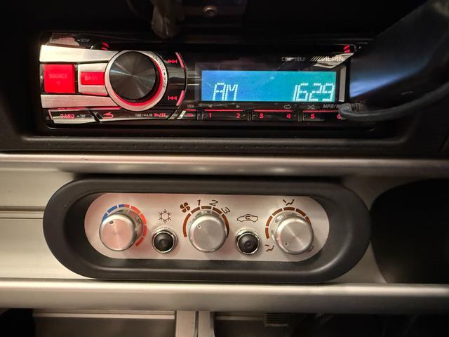 エリーゼ Ｓ　エリーゼＳ　ネオクラッシックエディション　限定車　キルティングレッドレザーシート　オールドイングリッシュホワイト（27枚目）