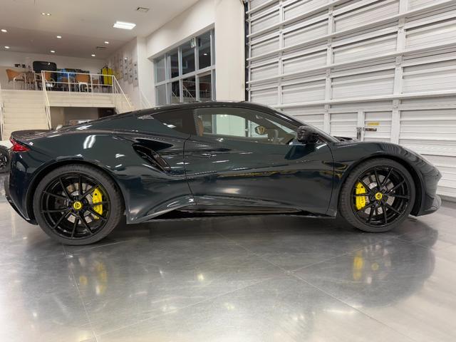 エミーラ Ｖ６　ファーストエディション　ワンオーナー／６速ＭＴ／タンレザーシート＆ブラックパック／イエローキャリパー／（9枚目）