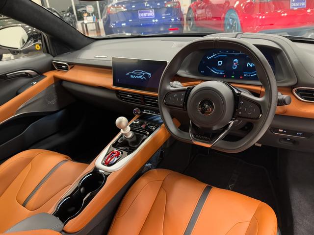 エミーラ Ｖ６　ファーストエディション　ワンオーナー／６速ＭＴ／タンレザーシート＆ブラックパック／イエローキャリパー／（16枚目）