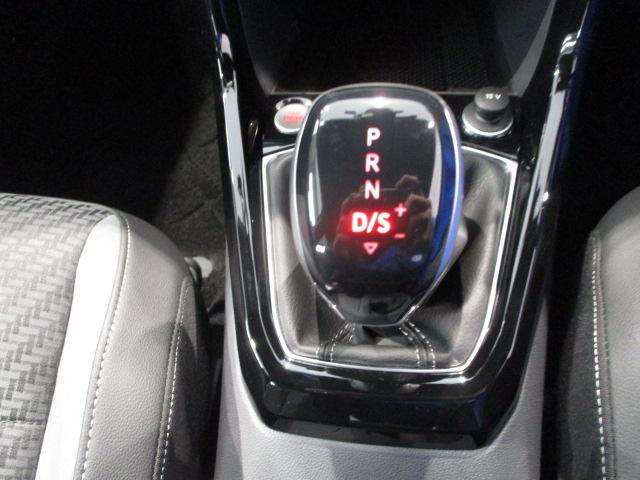 TSI Rライン SSDカーナビ ETC アルミホイール(18インチ) コンフォートシート アダプティブクルーズコントロール リアビューカメラ ハンズフリーシステム マルチファンクションステアリング ドライブレコーダー(11枚目)