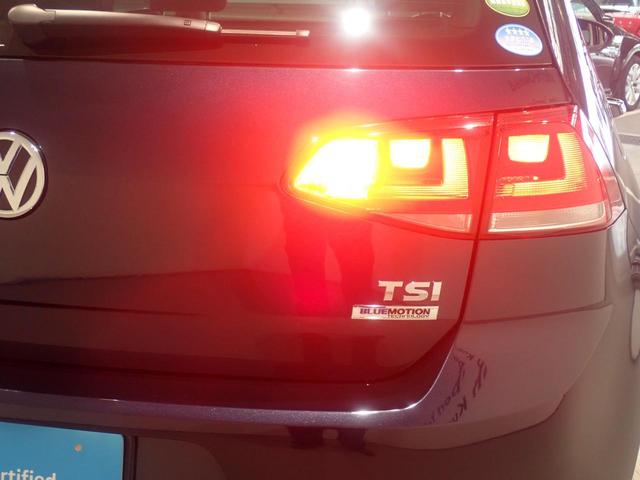 ゴルフ TSIコンフォートラインブルーモーションテクノロジー スマートエントリー アクティブクルーズコントロール 地デジ 記録簿 オートエアコン ABS エアバック パワーウィンドウ アルミ ESC ナビTV ETC2.0 盗難防止 メモリーナビ キーレスキー(19枚目)