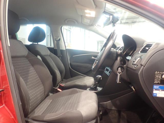 楽な姿勢で座ることが出来るので長時間の運転でも疲れにくいですし体もぶれにくいですよ。