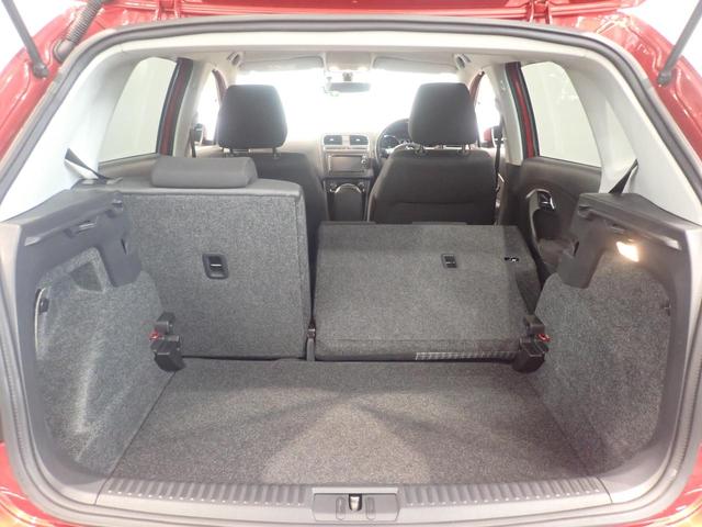 ラゲージルームだって広々です！シートを倒して更にお荷物積めちゃいます♪