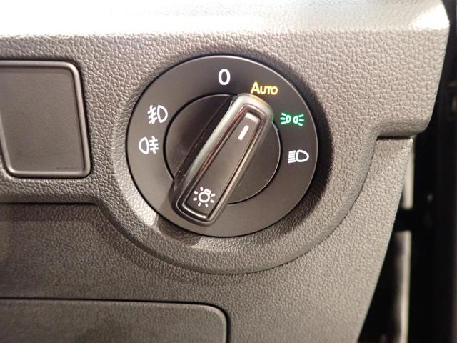 T-クロス TSI Rライン アダプティブクルーズ キーレスアクセス メモリーナビ スマートエントリー ナビ ETC2.0 エアバッグ パワーウィンドウ パワーステアリング 盗難防止システム 横滑り防止装置 オートエアコン 記録簿(34枚目)