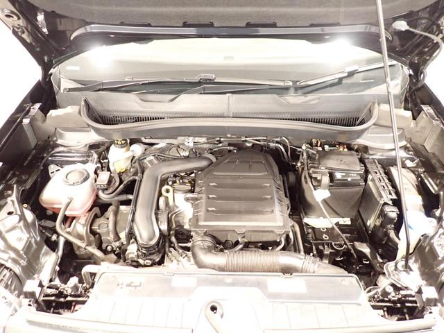 T-クロス TSI Rライン アダプティブクルーズ キーレスアクセス メモリーナビ スマートエントリー ナビ ETC2.0 エアバッグ パワーウィンドウ パワーステアリング 盗難防止システム 横滑り防止装置 オートエアコン 記録簿(35枚目)