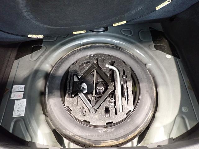 �e���|�����[�X�y�A�^�C���t���H����Y��Ɏ��[����Ă��܂��B