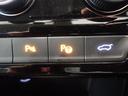 縦列駐車後退駐車時に、ステアリング操作を自動で行い駐車をサポートする”Park Assist”を装備しています。