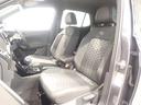 やや硬めの、ゆったりと座れるシートで、ロングドライブも快適です！！