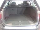 荷室は荷物を隠せるトノカバー付!充分な荷室の広さです!