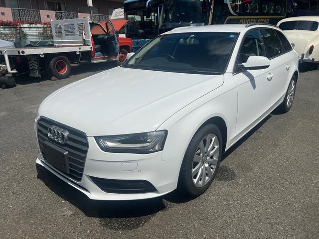 A4アバント 2.0TFSIクワトロ SEパッケージ 4WD 2013年モデル ワンオーナー	バックカメラ ナビ フルセグ ETC 本革シート フロア7AT 過給器設定モデル 車検整備付き(2枚目)