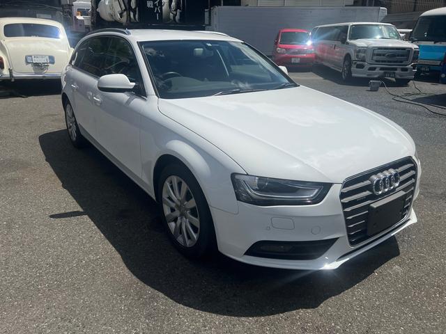 A4アバント 2.0TFSIクワトロ SEパッケージ 4WD 2013年モデル ワンオーナー	バックカメラ ナビ フルセグ ETC 本革シート フロア7AT 過給器設定モデル 車検整備付き(5枚目)