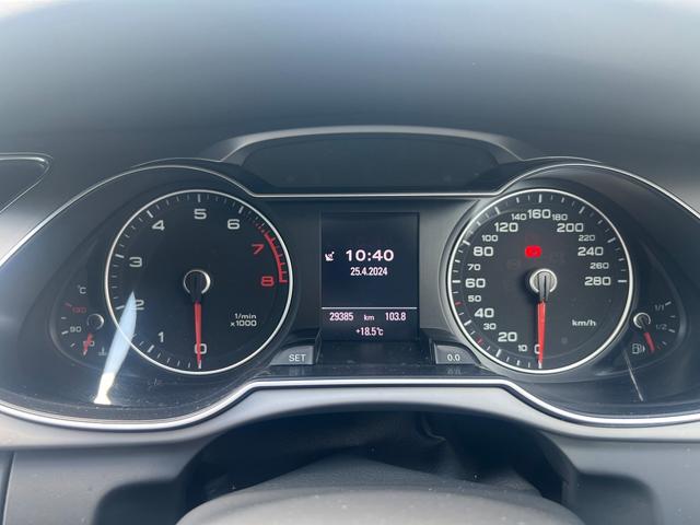 A4アバント 2.0TFSIクワトロ SEパッケージ 4WD 2013年モデル ワンオーナー	バックカメラ ナビ フルセグ ETC 本革シート フロア7AT 過給器設定モデル 車検整備付き(12枚目)