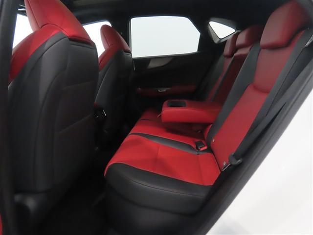 ＮＸ ＮＸ３５０ｈ　Ｆスポーツ　２０インチアルミホイール　パーキングサポートブレーキ　カラーヘッドアップディスプレイ　三眼フルＬＥＤヘッドランプ　アダプティブハイビームシステム　パノラミックビューモニター　パノラマルーフ（11枚目）