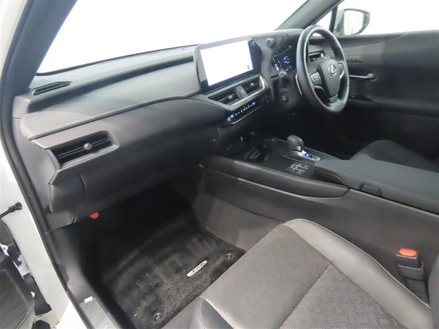 ＵＸ ＵＸ３００ｈ　バージョンＬ　１８インチ　ランフラットタイヤ＆アルミホイール　三眼フルＬＥＤヘッドランプ　ハンズフリーパワーバックドア　ドライブレコーダー　ＬＥＤフロントターンシグナルランプ　ＬＥＤコーナリングランプ（10枚目）