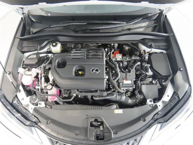 ＵＸ ＵＸ３００ｈ　バージョンＬ　１８インチ　ランフラットタイヤ＆アルミホイール　三眼フルＬＥＤヘッドランプ　ハンズフリーパワーバックドア　ドライブレコーダー　ＬＥＤフロントターンシグナルランプ　ＬＥＤコーナリングランプ（18枚目）