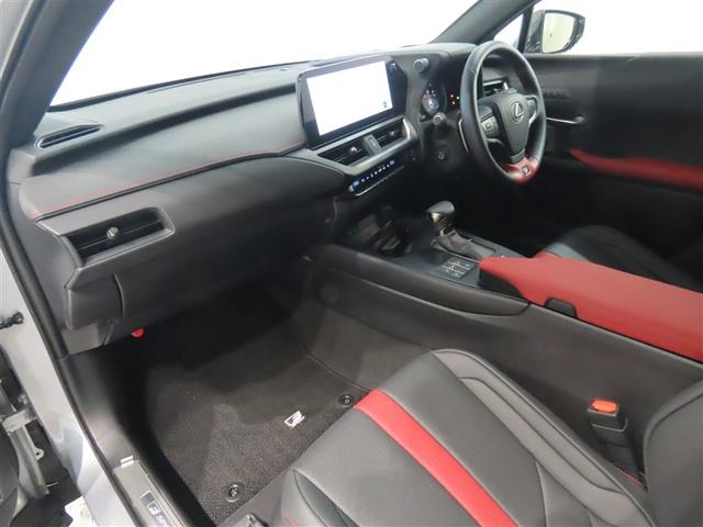 ＵＸ ＵＸ２５０ｈ　Ｆスポーツエモーショナルエクスプローラ　１８インチアルミホイール　ルーフレール　ハンズフリーパワーバックドア　ヘッドアップディスプレイ　ブラインドスポットモニター　パノラミックビューモニター　レーダークルーズコントロール（全車速追従機能付）（10枚目）