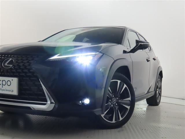 ＵＸ ＵＸ２５０ｈ　バージョンＬ　１８インチアルミホイール　ハンズフリーパワーバックドア　三眼フルＬＥＤヘッドランプ　パーキングサポートブレーキ　ブラインドスポットモニター　プリクラッシュセーフティシステム（ミリ波レーダー方式）（19枚目）