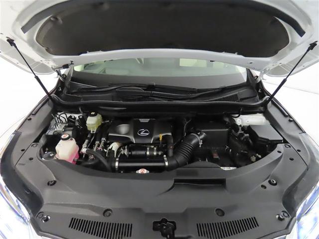 ＲＸ ＲＸ３００　バージョンＬ　２０インチアルミホイール　ヘッドアップディスプレイ　オートマチックハイビーム　三眼フルＬＥＤヘッドランプ　アダプティブハイビームシステム　パノラミックビューモニター　ブラインドスポットモニター（18枚目）