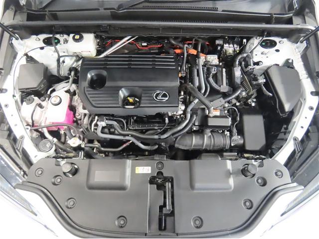 ＮＸ ＮＸ３５０ｈ　バージョンＬ　２０インチアルミホイール　パーキングサポートブレーキ　ＩＴＳ　Ｃｏｎｎｅｃｔ　カラーヘッドアップディスプレイ　三眼フルＬＥＤヘッドランプ　アダプティブハイビームシステム　パノラミックビューモニター（18枚目）