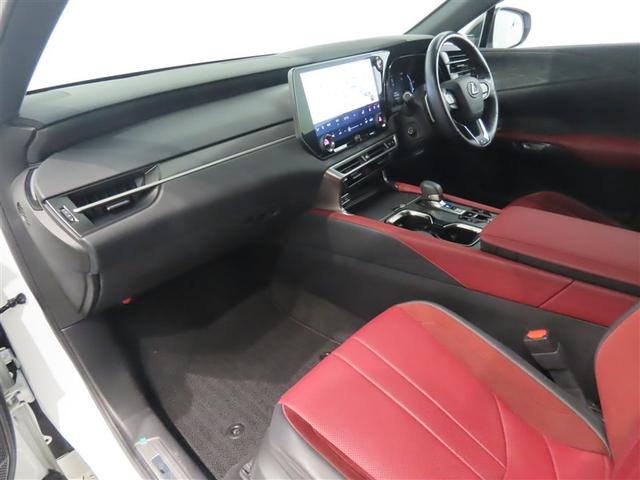 ＲＸ ＲＸ５００ｈ　Ｆスポーツパフォーマンス　２１インチアルミホイール　ルーフレール　スマートエントリー＆スタートシステム　シートヒーター／シートベンチレーション　寒冷地仕様　パノラマルーフ　後席パワーシート（電動リクライニング＆電動格納機能付）（10枚目）