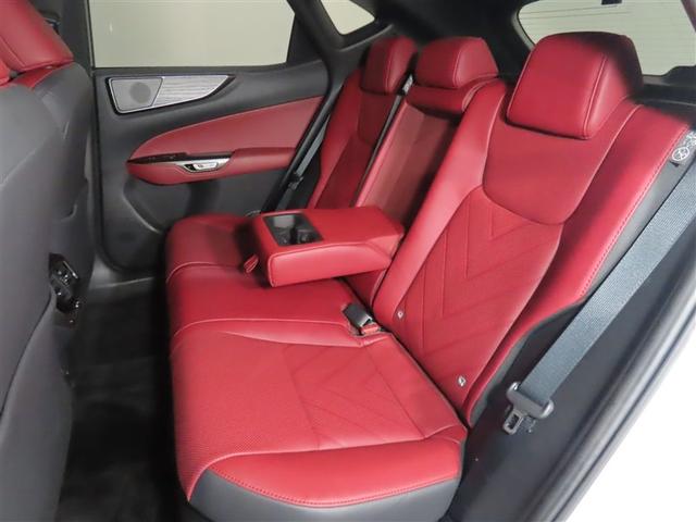 ＮＸ ＮＸ３５０ｈ　バージョンＬ　２０インチアルミホイール　Ａｄｖａｎｃｅｄ　Ｐａｒｋ　パーキングサポートブレーキ　ＩＴＳ　Ｃｏｎｎｅｃｔ　カラーヘッドアップディスプレイ　三眼フルＬＥＤヘッドランプ　アダプティブハイビームシステム（11枚目）