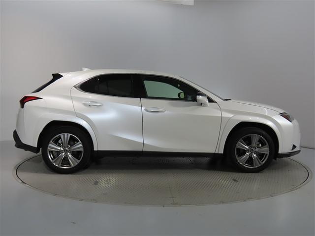 ＵＸ ＵＸ２５０ｈ　グレイスフル　エクスプローラー　メモリーナビ　フルセグＴＶ　パワーシート　ＬＥＤヘッドランプ　記録簿　ワンオーナー　禁煙車　特別仕様車専用Ｌｔｅｘ／モーブ　フロアマット　ホイールロックボルト　ナンバーフレーム（5枚目）