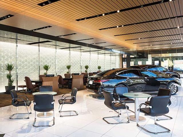 ≪ピアノパフォーマンス≫　　毎月　第一土曜および第一日曜　パフォーマンスをお楽しみください。