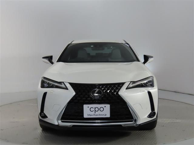 ＵＸ ＵＸ２５０ｈ　バージョンＬ　１８インチアルミホイール　ハンズフリーパワーバックドア　ヘッドアップディスプレイ　三眼フルＬＥＤヘッドランプ　パーキングサポートブレーキ　ブラインドスポットモニター　パノラミックビューモニター（6枚目）