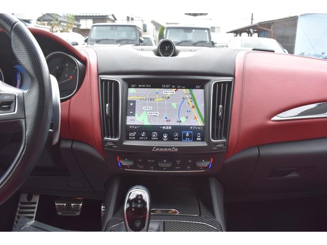 レヴァンテ S 禁煙車 スポーツPKG 純正アンテオ21AW レッドレザーインテリア 左右パワーシート 前後シートヒーター キックセンサー harman/kardon カーボンパネルインテリア パノラマサンルーフ(23枚目)