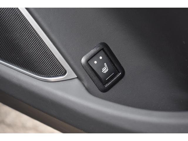 レヴァンテ S 禁煙車 スポーツPKG 純正アンテオ21AW レッドレザーインテリア 左右パワーシート 前後シートヒーター キックセンサー harman/kardon カーボンパネルインテリア パノラマサンルーフ(33枚目)