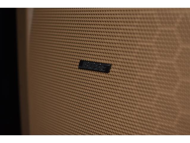 カイエン ベースグレード　正規ディーラー車　右Ｈ　禁煙車　ベージュレザーシート　前後シートヒーター　パワーシート　２１インチＡＷ　ＢＯＳＥサウンド　４本出しマフラーカッター　純正サイドボード　レッドメーター（10枚目）