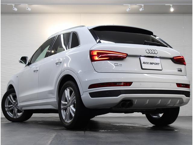 Ｑ３ ２．０ＴＦＳＩクワトロ１８０ＰＳ　ＳＬｉｎｅパッケージ　黒半革　７インチディスプレイ　ＭＭＩナビ地デジＢカメラ　アドバンスドキー　ＡＵＤＩドライブセレクト　パワーシート　バイキセノン専用１８ＡＷ　禁煙（2枚目）