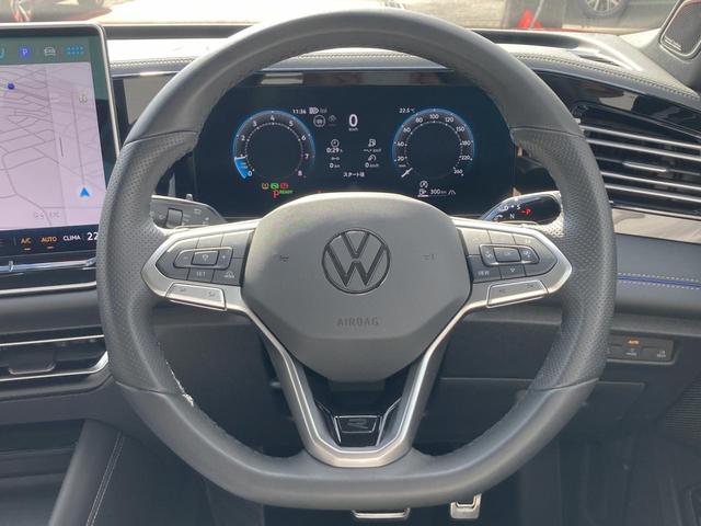 ティグアン eTSI Rライン レザー&ラグジュアリーパッケージ 認定中古車 デモカー(試乗車) 電動パノラマスライディングルーフ Harman Kardonオーディオ マトリクスLED 本革シート DCC Pro 20インチアルミ(16枚目)