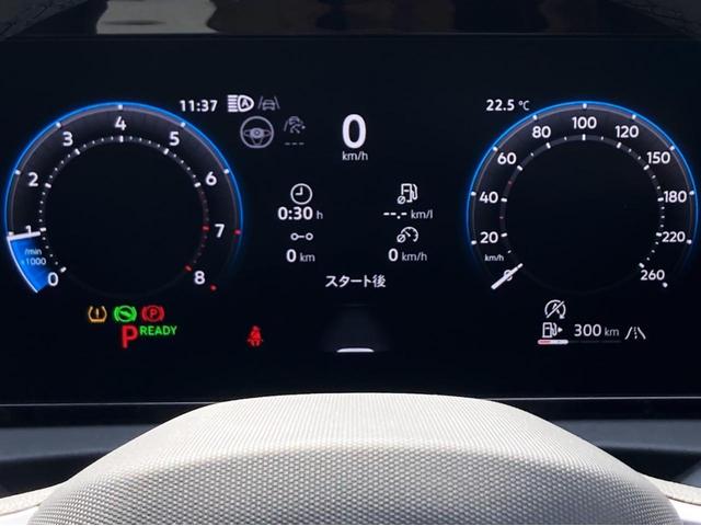 ティグアン eTSI Rライン レザー&ラグジュアリーパッケージ 認定中古車 デモカー(試乗車) 電動パノラマスライディングルーフ Harman Kardonオーディオ マトリクスLED 本革シート DCC Pro 20インチアルミ(17枚目)