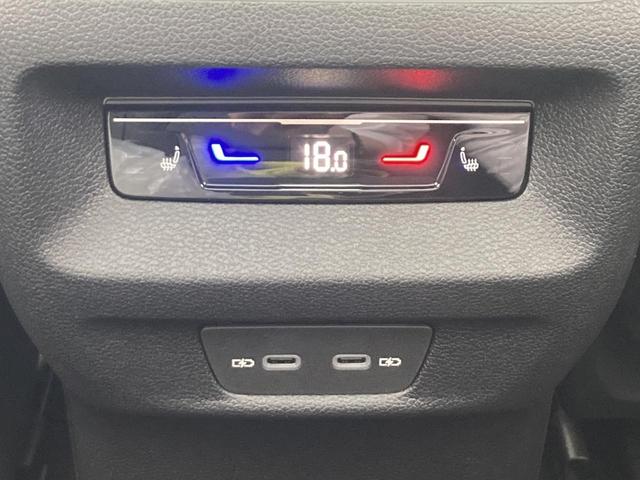 ティグアン eTSI Rライン レザー&ラグジュアリーパッケージ 認定中古車 デモカー(試乗車) 電動パノラマスライディングルーフ Harman Kardonオーディオ マトリクスLED 本革シート DCC Pro 20インチアルミ(32枚目)