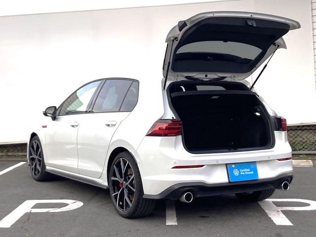 ゴルフGTI ベースグレード テクノロジー/DCCパッケージ 認定中古車 DCC(アダプティブシャシコントロール) 19インチアルミ トラベルアシスト(運転支援システム) レーンチェンジアシスト 駐車アシスト シートヒーター(6枚目)