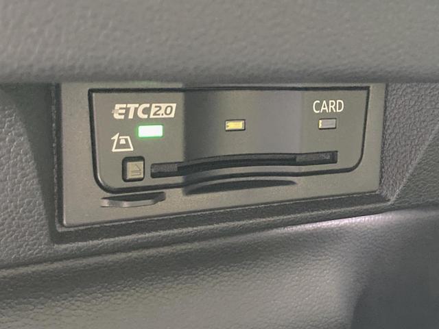 ゴルフGTI ベースグレード テクノロジー/DCCパッケージ 認定中古車 DCC(アダプティブシャシコントロール) 19インチアルミ トラベルアシスト(運転支援システム) レーンチェンジアシスト 駐車アシスト シートヒーター(20枚目)