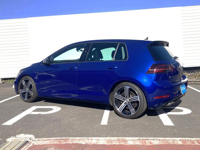 ゴルフＲ ベースグレード　認定中古車　４モーション（ＡＷＤ）　ＤＣＣ（アダプティブシャシコントロール）　アダプティブクルーズコントロール　レーンアシスト　ブラインドスポットセンサー　本革シート　シートヒーター　純正ナビＴＶ（4枚目）