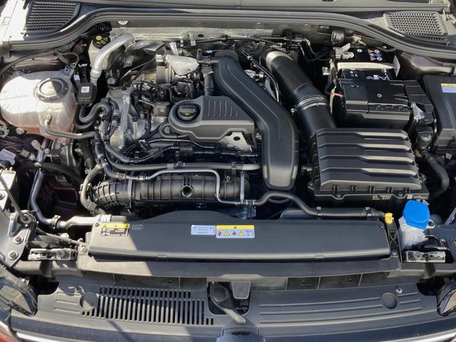 マイルドハイブリッドシステムと組み合わせた４気筒／２気筒可変機能（ＡＣＴ）付き１．５Ｌ直噴ターボのｅＴＳＩ　Ｅｖｏエンジンを搭載。低速トルクが太く、スムースかつパワフルな加速が魅力です。