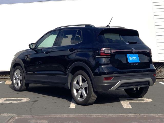 T-クロス TSI スタイル セーフティパッケージ 認定中古車 アダプティブクルーズコントロール レーンアシスト ブラインドスポットセンサー リアトラフィックアラート 駐車アシスト LEDライト AppleCarPlay対応ナビ(4枚目)