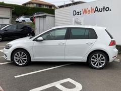 ご登録日から起算して１年間走行無制限で保証。全国のＶＷ正規ディーラーで対応可能です。さらに保証を最長２年延長するプログラムもございます。 4