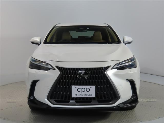 ＮＸ ＮＸ３５０ｈ　バージョンＬ　２０インチアルミホイール　Ａｄｖａｎｃｅｄ　Ｐａｒｋ　パーキングサポートブレーキ　ＩＴＳ　Ｃｏｎｎｅｃｔ　カラーヘッドアップディスプレイ　三眼フルＬＥＤヘッドランプ　アダプティブハイビームシステム（6枚目）